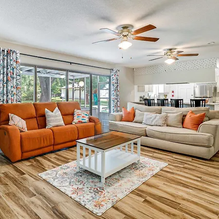 Valrico Vacation Rental About 10 Mi To Dinosaur World!